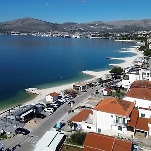 Anna Trogir